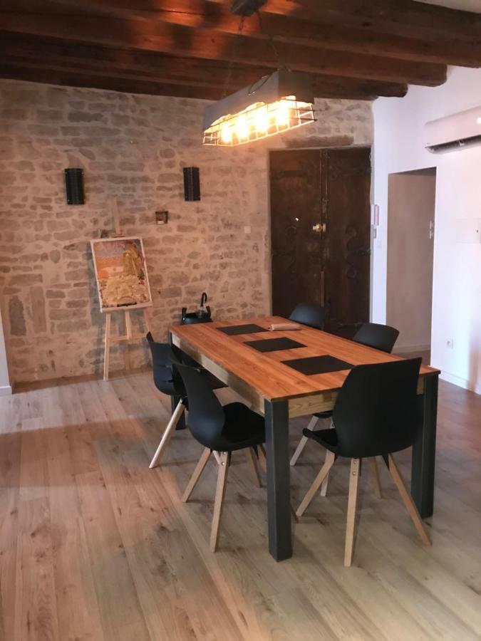 Appartement le logis de l’étoile à Nîmes Extérieur photo